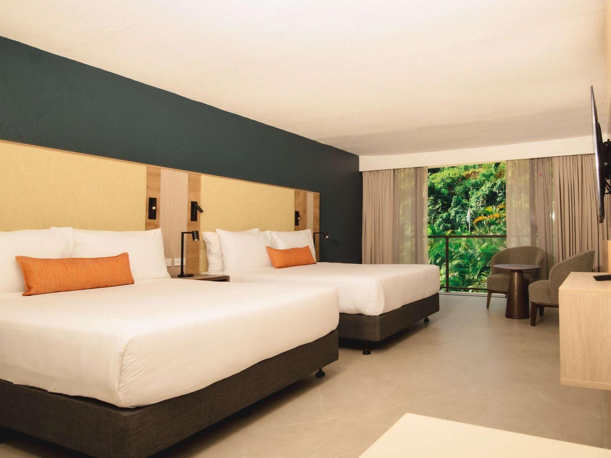 Novotel Suva Lami Bay Exteriör bild