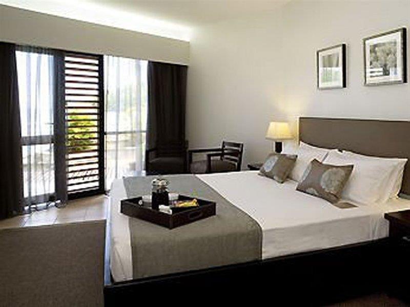 Novotel Suva Lami Bay Exteriör bild